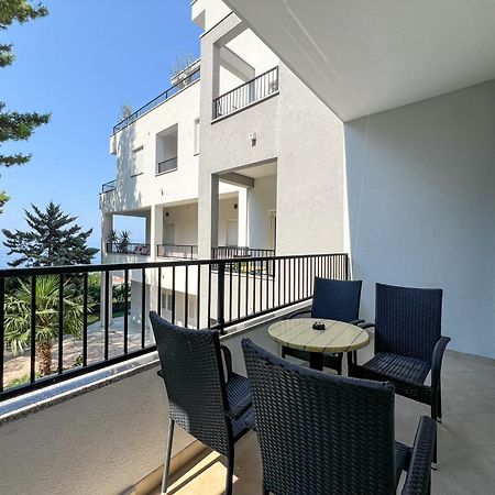 Apartments Maris Baška Voda Exteriör bild